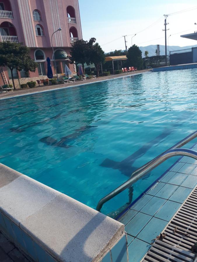 Hotel Meteor شكودر المظهر الخارجي الصورة